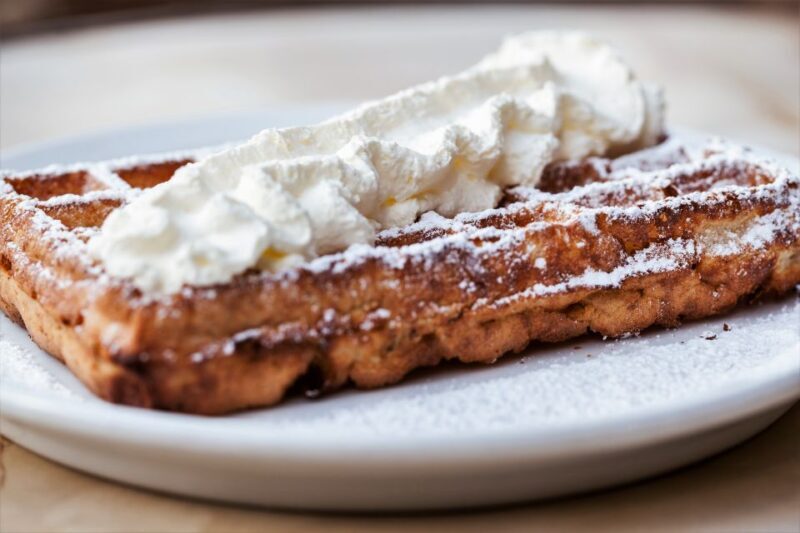 Brussels: Food Tour with Lunch, Chocolate, Beer, & Waffles - Key Points