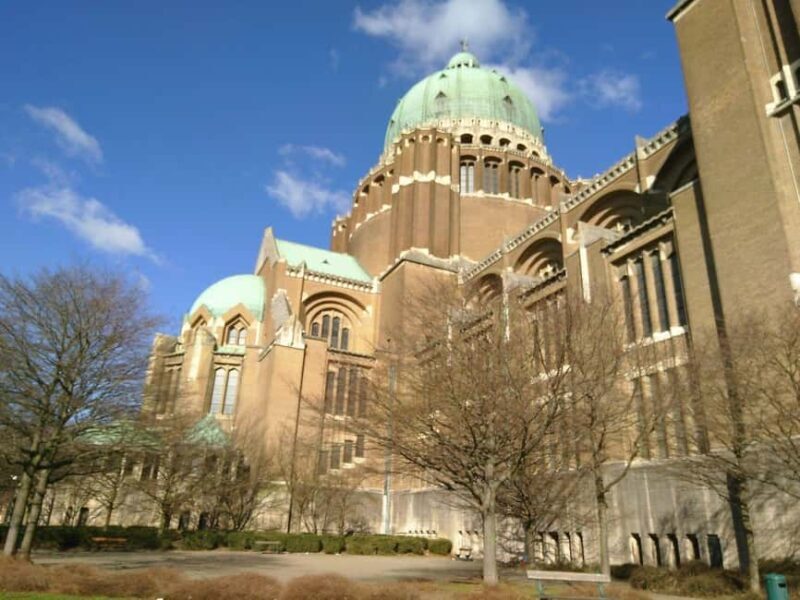 Brussels: Halle Gate Ticket & City Audio Tour - The Experience in Detail