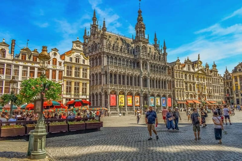 Brussels Highlights: Walking & Bus Tour with Waffle Tasting - Why This Tour Works for Travelers