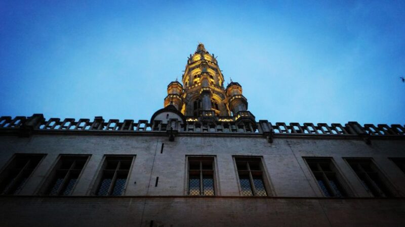 Brussels: Hungry Marys Famous Beer and Chocolate Tour - Tour Structure and Itinerary
