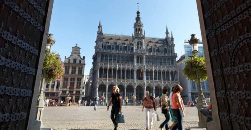 Brussels: Private 3-Hour Sightseeing Walking Tour - Highlights of the Tour