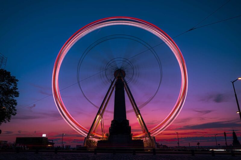 Brussels: Sunset Bus Tour and The View Ferris Wheel - Important Meeting Information