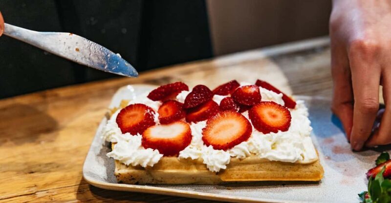 Brussels: Waffle Making Workshop - Key Points