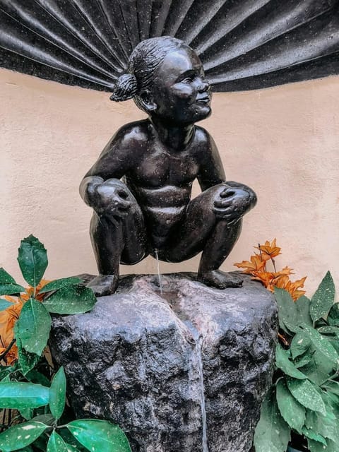 Brussels: Women in History Walking Tour - Key Points