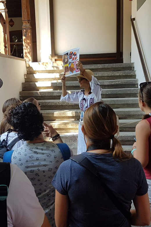 Bucharest: 3 Hour Walking Tour With Guide - Meeting Point Details