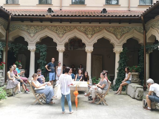 Bucharest: 3 Hour Walking Tour With Guide - Tips for Enjoying Your Tour