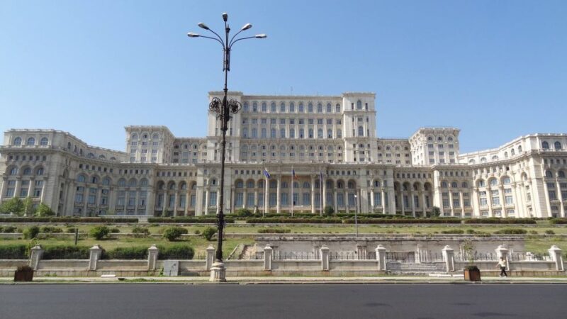 Bucharest Airport Transfer - Comfort and Amenities