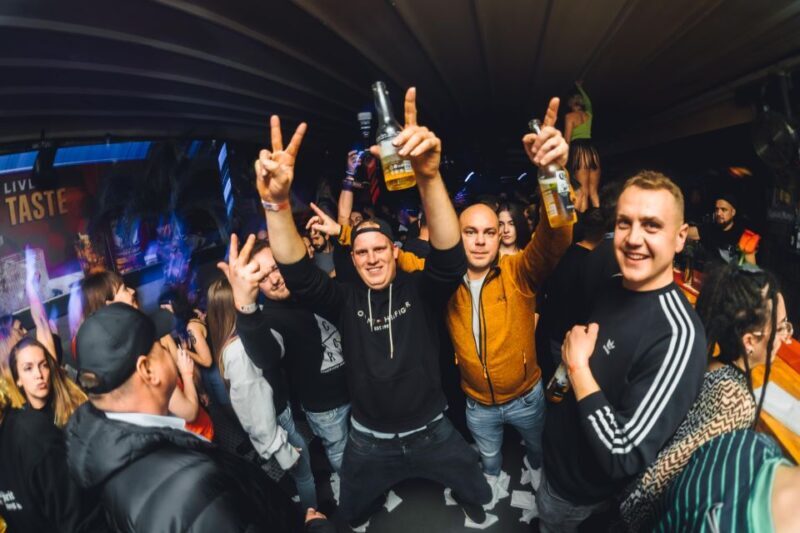 Bucharest: Bachelor Party - Custom Bar Crawl - Key Points