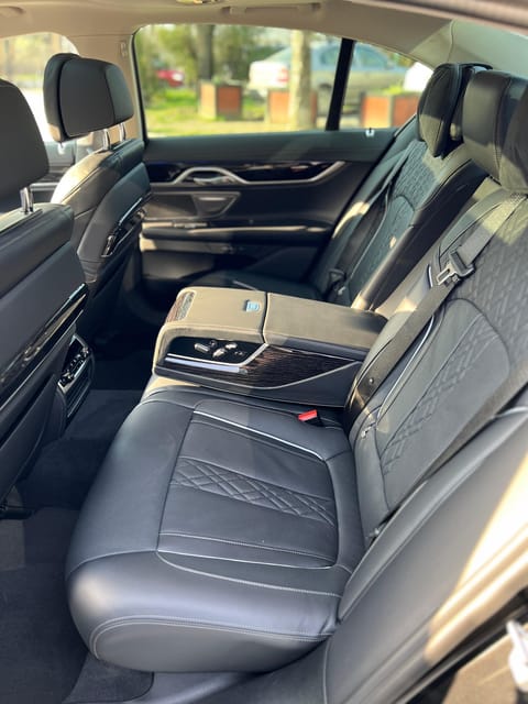 Bucharest: Bran Castle Day Trip With BMW 7 Series - Good To Know