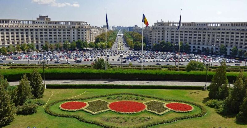 Bucharest: Communist Tour Including Ceausescu Residence - Good To Know