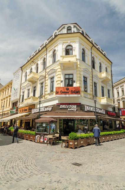 Bucharest: Communist Tour Including Ceausescu Residence - Itinerary Highlights