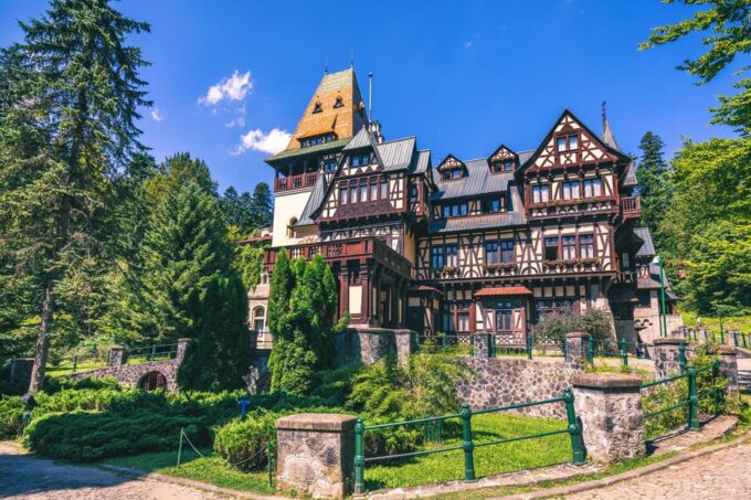 Bucharest: Peles Castle, Bran Castle, & Brasov Full-Day Tour - The Sum Up