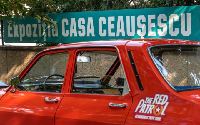 Bucharest: Private Last Days of Ceausescu Tour in a Dacia - Customer Reviews and Feedback