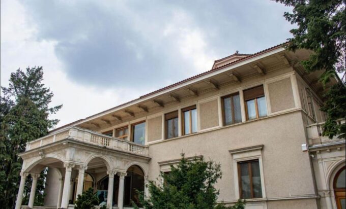 Bucharest Private Tour, Parliament Palace, Ceausescu House - Important Information and Restrictions