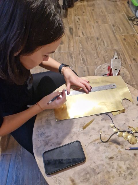 Bucharest: Real Roma Community - Crafting Workshop - Experience Highlights