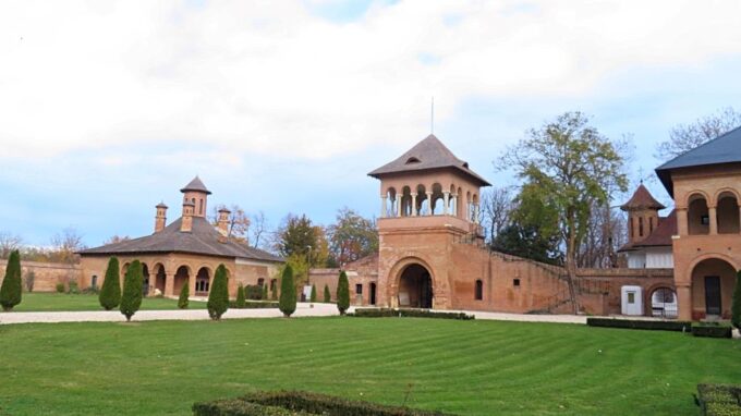 Bucharest Sightseeing Tour - Frequently Asked Questions