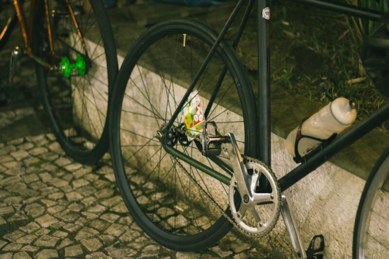 Bucharest: Sightseeing Tour by Bike. Bike-a-rest! - Key Points