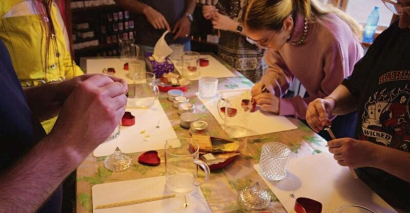 Bucharest: Soy Candle Pouring Workshop in City Center - Location and Duration