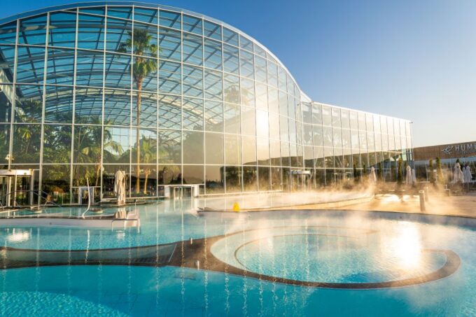 Bucharest: Therme Bucuresti Transfer With Optional Ticket - Visitor Experience