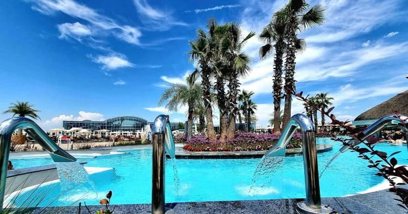Bucharest: Therme Entry Ticket and Transfer - Why Choose This Tour?