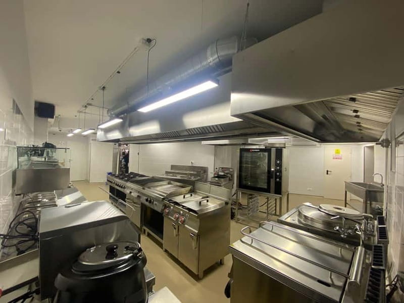 Bucharest: Traditional Romanian Cooking Class - Key Points