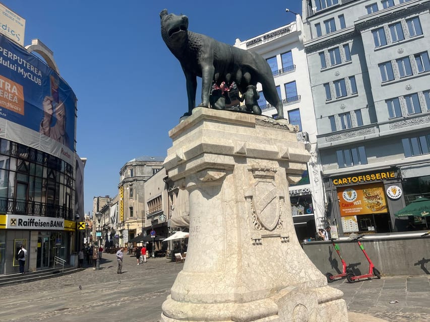 Bucharest: Walking tour with Italian speaking guide for small groups - A Detailed Look at the Tour Experience