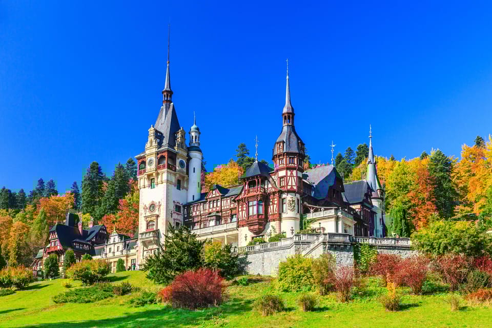 Bucharest : Wednesday, Dracula & Peles 3 Castles Tour 1 Day - Bran Castle: The Legend of Dracula