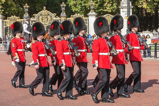 Buckingham Palace & Changing of the Guard Experience - Good To Know