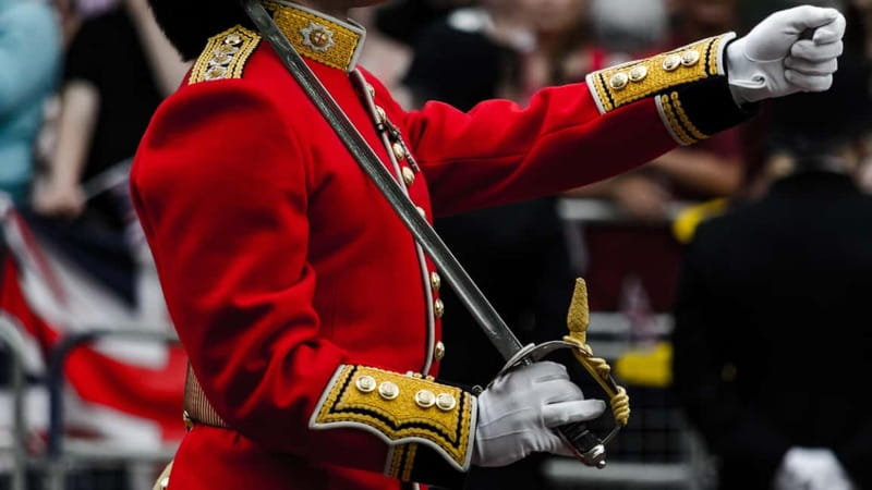 Buckingham Palace, Changing of the Guard Walking Tour - Key Points