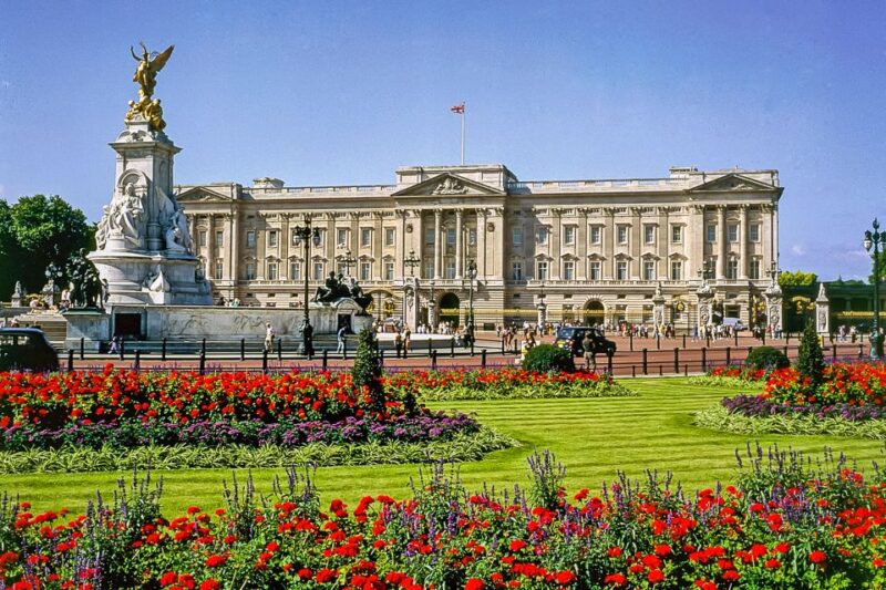 Buckingham Palace: The State Rooms Entrance Ticket - Tour Highlights