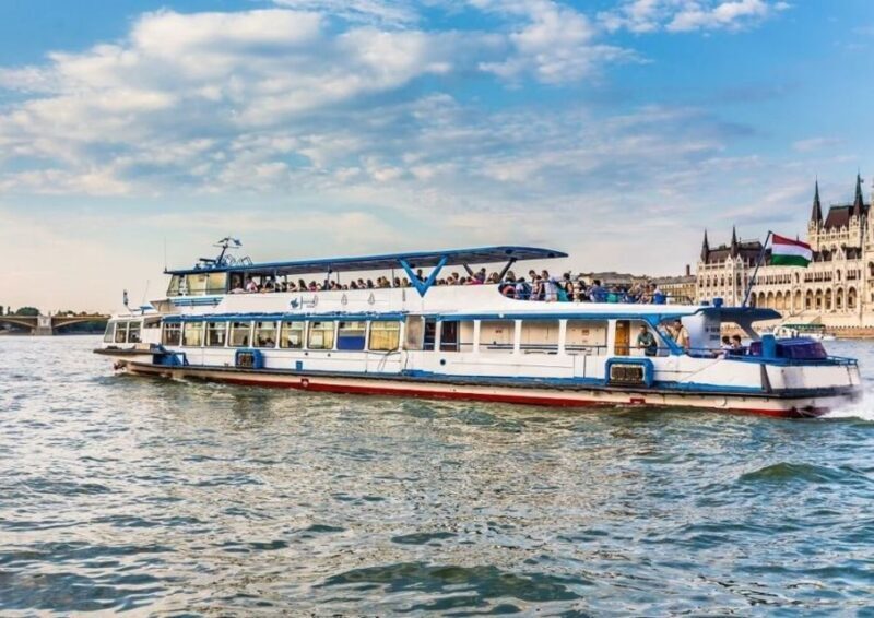 Budapest: 3-hour City Tour with Castle Walk + 1-hour Cruise - FAQ