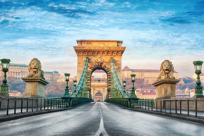 Budapest Airport Transfers: Budapest Airport BUD to Budapest City in Luxury Van - Authentic Experience and Review Insights