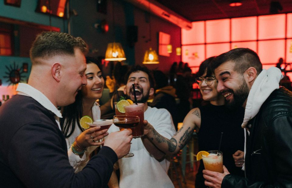 Budapest: Bar Crawl with a Local Guide - An In-Depth Look at the Budapest Bar Crawl