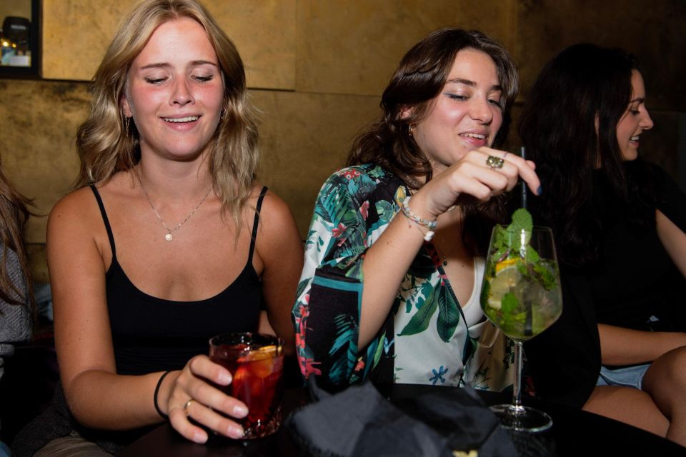 Budapest: Bar Crawl with a Local Guide - Practical Tips for Participants