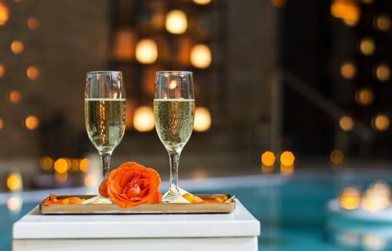 Budapest: Couple Holistic Swedish Massage with Jacuzzi Time - Who Will Appreciate This Tour?