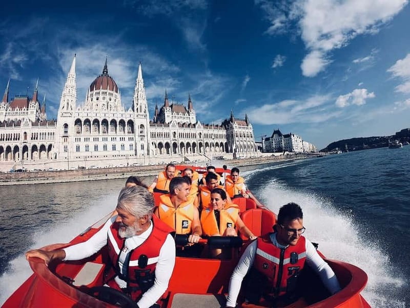 Budapest: Danube Speedboat Experience - Key Points
