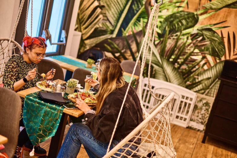 Budapest: Eggscuse Me? Brunch & Bistro's Bottomless Offer - Practical Breakdown of the Day