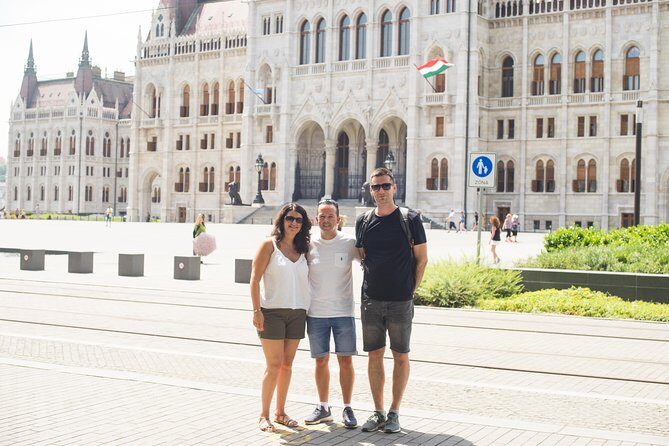 Budapest Essential Walking Tour&Traditional Hungarian Dessert - The Sum Up