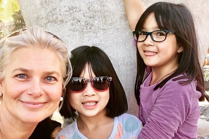 Budapest Food Tasting Tour With Nelli & Her Local Guides - Guided by Local Experts