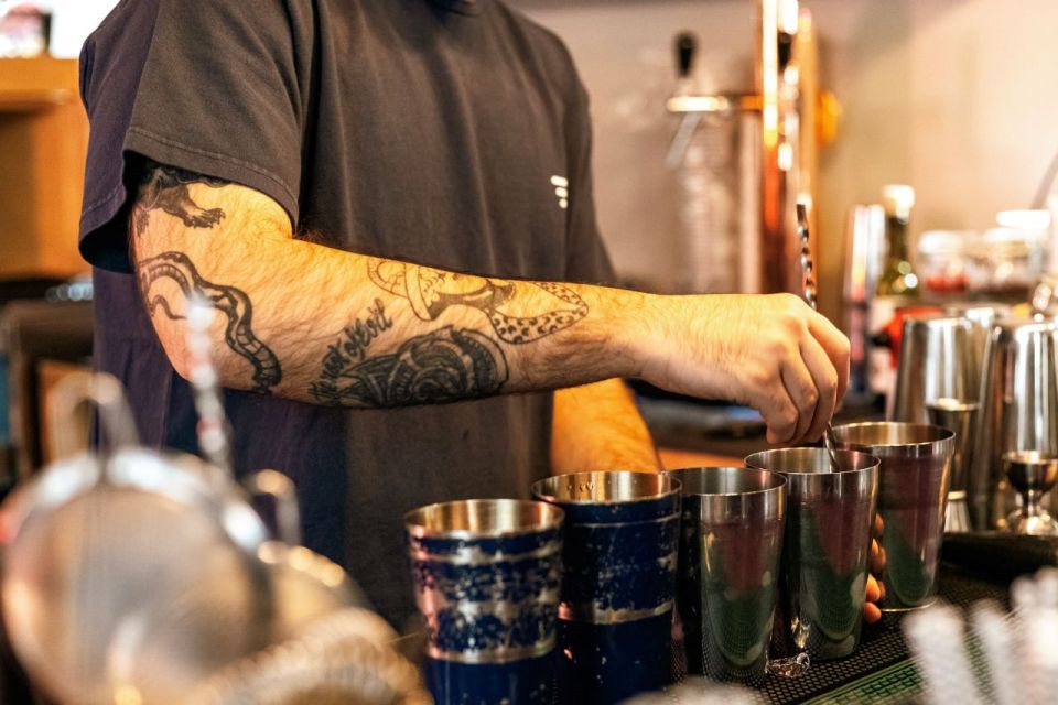 Budapest: Guided Bar Crawl Walking Tour - Key Points