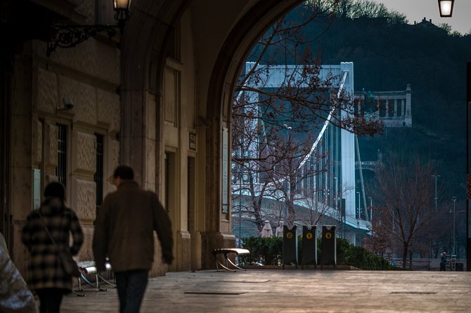 Budapest Highlights Self Guided Scavenger Hunt and Walking Tour - Product Code for Reference