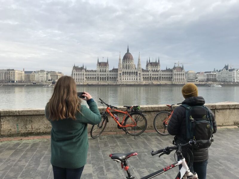 Budapest: Historic Downtown Bicycle Ride with Scenic Views - An In-Depth Look at the Budapest Bicycle Tour