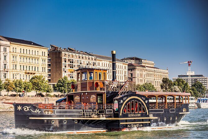 Budapest Historical Cruise with Welcome Frizzante & Audio Guide - Practical Tips for Travelers