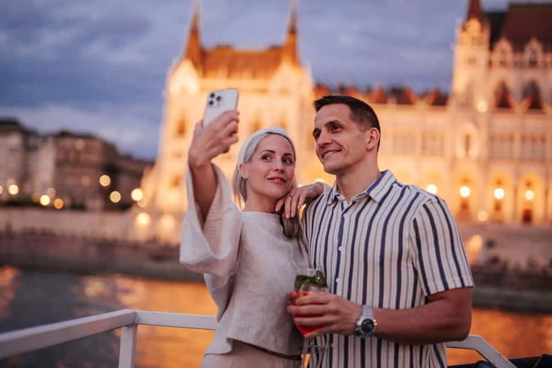 Budapest: Lotus Cruise with Unlimited Aperol and Prosecco - An Authentic Budapest Experience on the Danube
