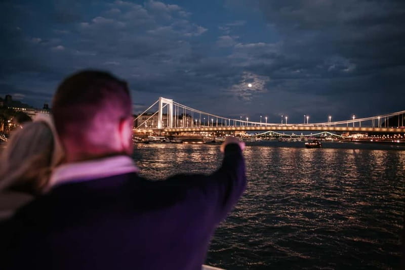 Budapest: Lotus Cruise with Unlimited Premium Drinks - FAQs