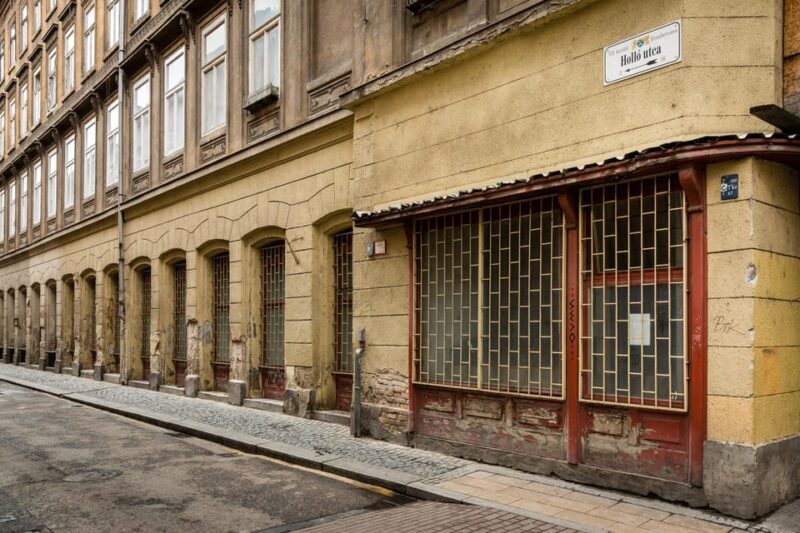 Budapest Old Jewish Quarter History Private Walking Tour - FAQ