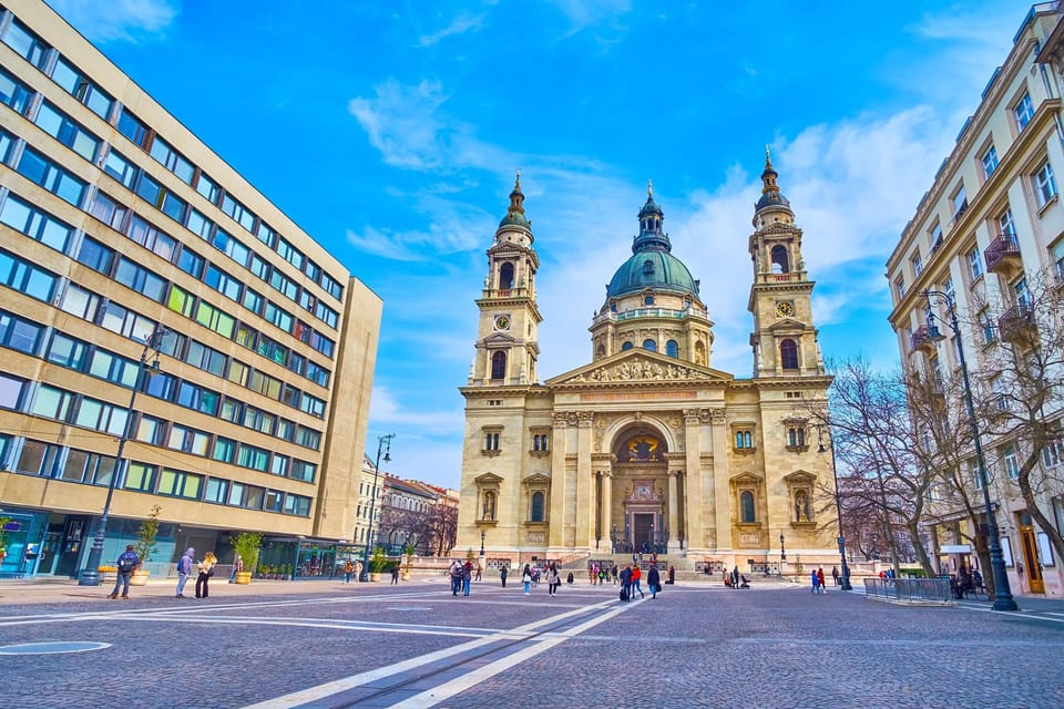 Budapest Old Town and Top Attractions Private Walking Tour - A Closer Look at the Tour Itinerary