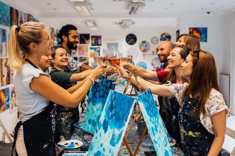 Budapest: Paint and sip experience - The Value of This Experience