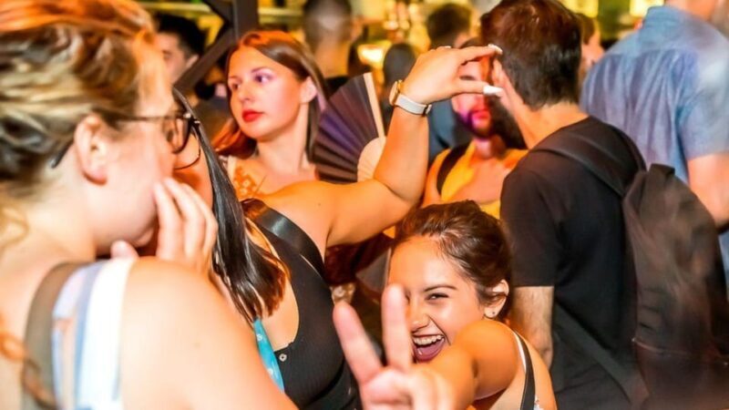 Budapest: Party District Bar-Hop with 2hr Unlimited Drinks - Practicalities and Tips
