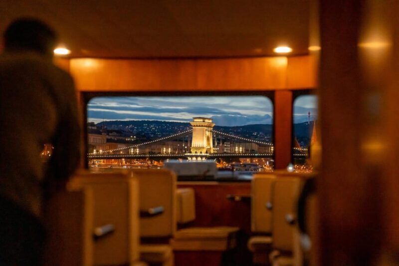 Budapest: Premium Sightseeing Cruise with Tokaj Frizzante - Practical Tips for Travelers